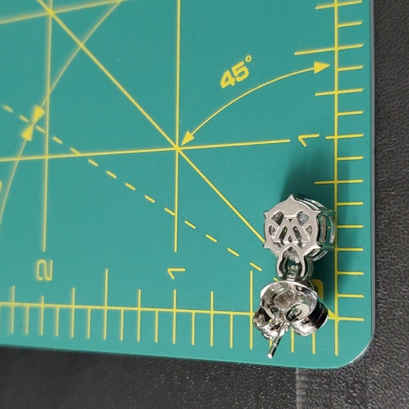 2.5 Cttw Sterling Silver 925 Sparkling Dangle Earrings - Picture 8 of 9